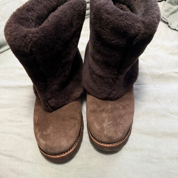 UGG folded over fur boots Size 9 - Picture 11 of 13